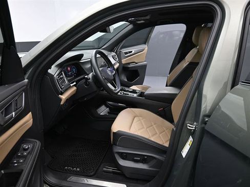 Used 2026 Volkswagen Atlas Cross Sport SE image 13