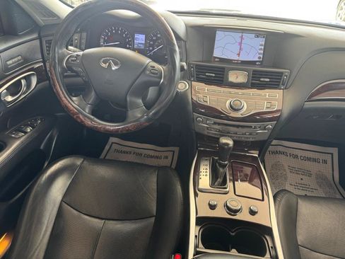 Used 2019 INFINITI Q70 L 3.7 RWD image 11