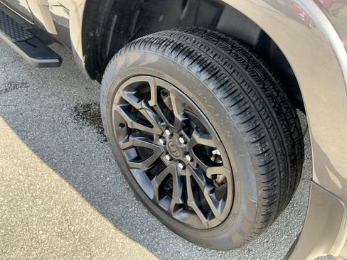 Used 2020 RAM 1500 Laramie w/ Sport Appearance Package AWD/4WD image 16