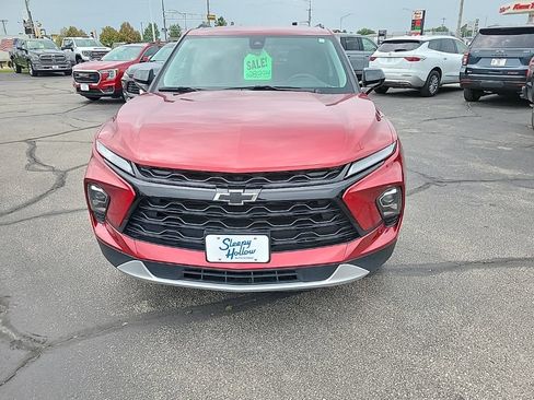 Used 2024 Chevrolet Blazer LT w/ Convenience Package AWD/4WD image 2