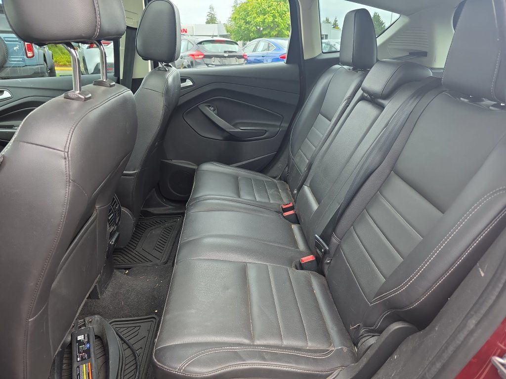 Used 2016 Ford C-MAX Energi SEL w/ Equipment Group 302A FWD image 8