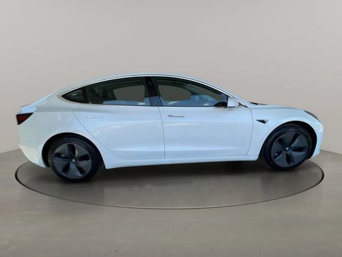 Used 2020 Tesla Model 3 Standard Range RWD image 7