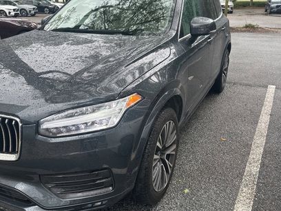 Used 2022 Volvo XC90 T5 Momentum