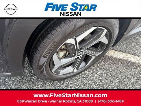 Used 2023 Hyundai Tucson Limited AWD/4WD image 32