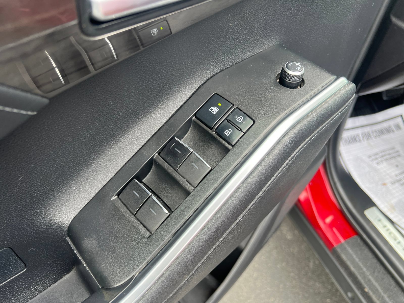 Used 2021 Toyota Highlander Limited AWD/4WD image 12