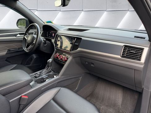 Used 2021 Volkswagen Atlas Cross Sport SEL AWD/4WD image 16