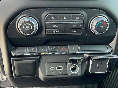 New 2026 Chevrolet Silverado 1500 Custom image 21