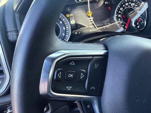 Used 2025 RAM 1500 Laramie AWD/4WD image 13