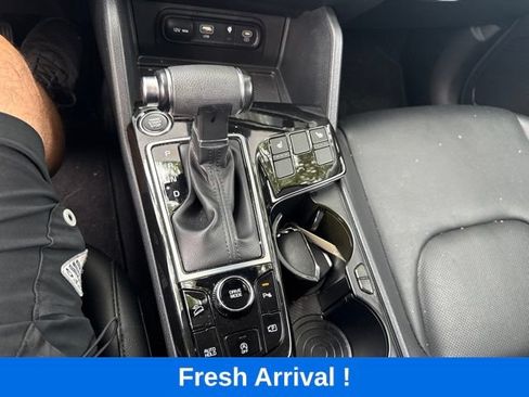 Used 2023 Kia Sportage EX FWD image 8