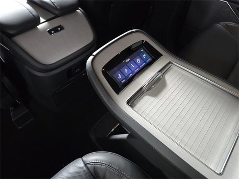 New 2025 Lincoln Navigator L Reserve image 15