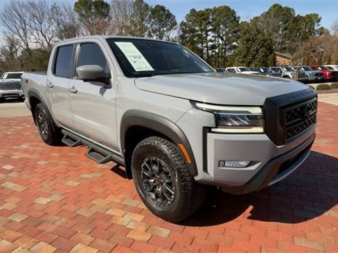 Used 2023 Nissan Frontier PRO-4X w/ Pro-4X Premium Package image 3