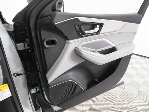 Used 2026 Acura MDX SH-AWD w/ Advance Package image 21