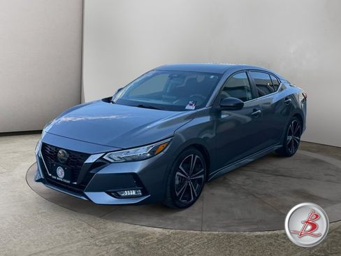 Used 2021 Nissan Sentra SR FWD image 3