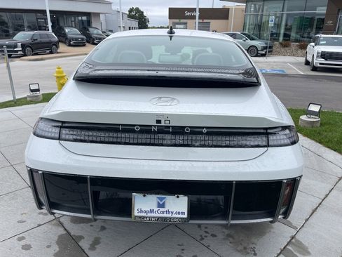 New 2025 Hyundai Ioniq 6 SEL image 4