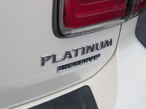 Used 2020 Nissan Armada Platinum w/ Platinum Reserve Package image 29