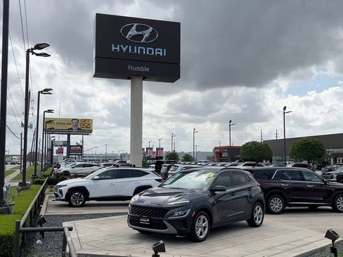 Used 2023 Hyundai Kona SEL w/ Cargo Package image 41