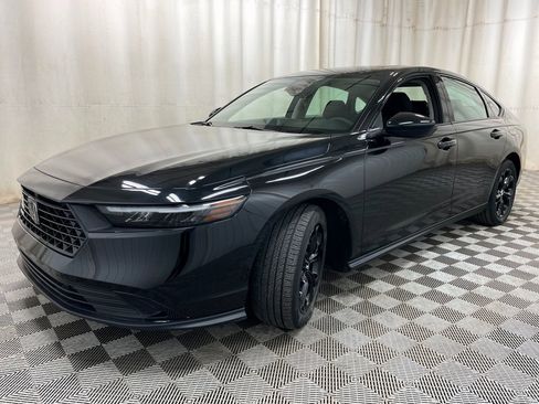 Used 2025 Honda Accord SE image 12