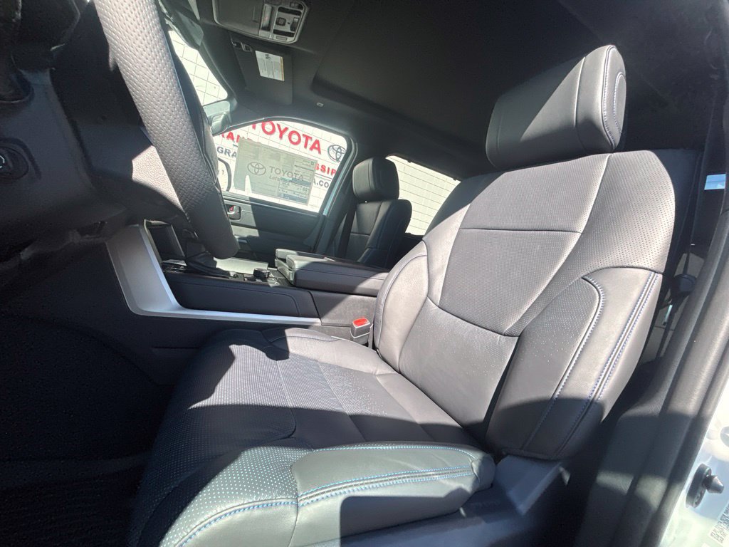 New 2026 Toyota Tundra Platinum AWD/4WD image 11
