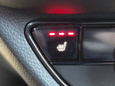 Certified 2025 Honda HR-V Sport image 5