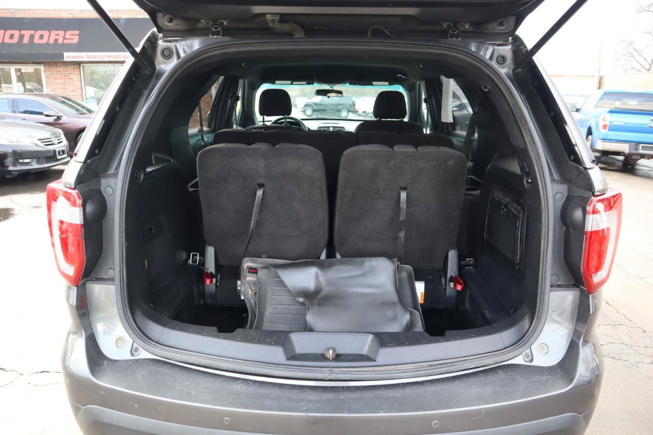 Used 2017 Ford Explorer XLT AWD/4WD image 15