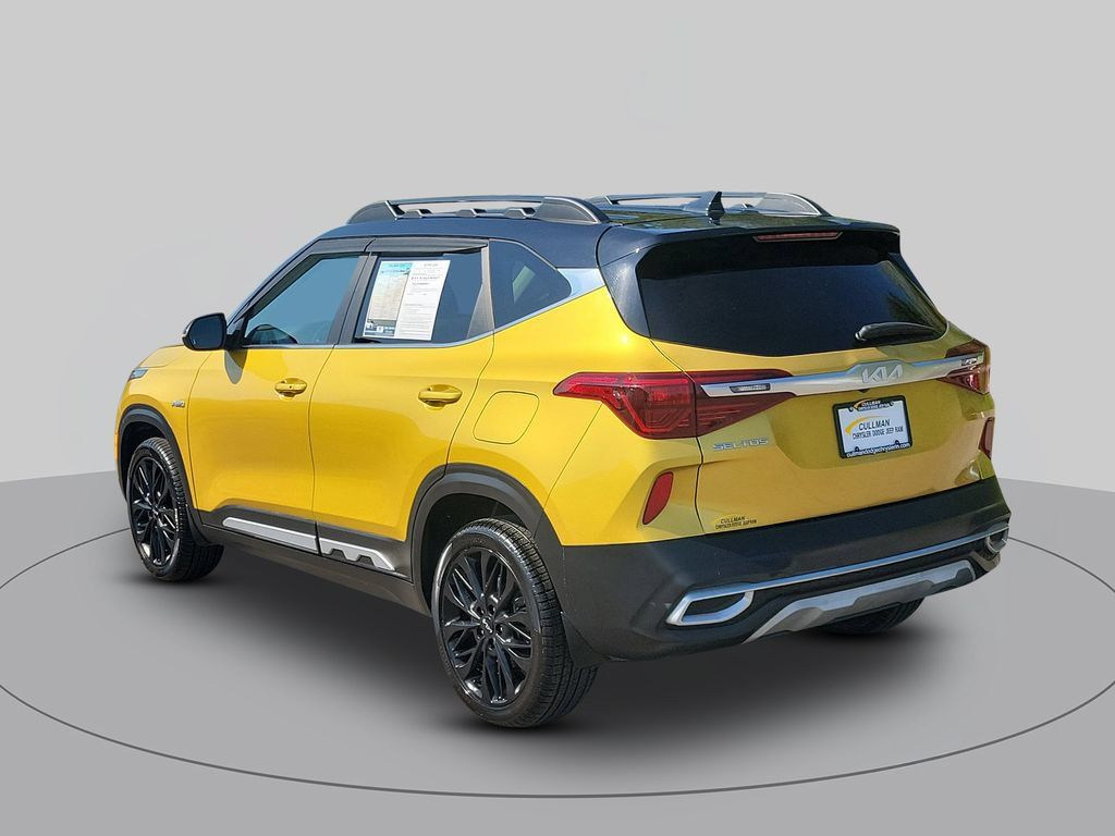 Used 2022 Kia Seltos Nightfall Edition AWD/4WD image 5