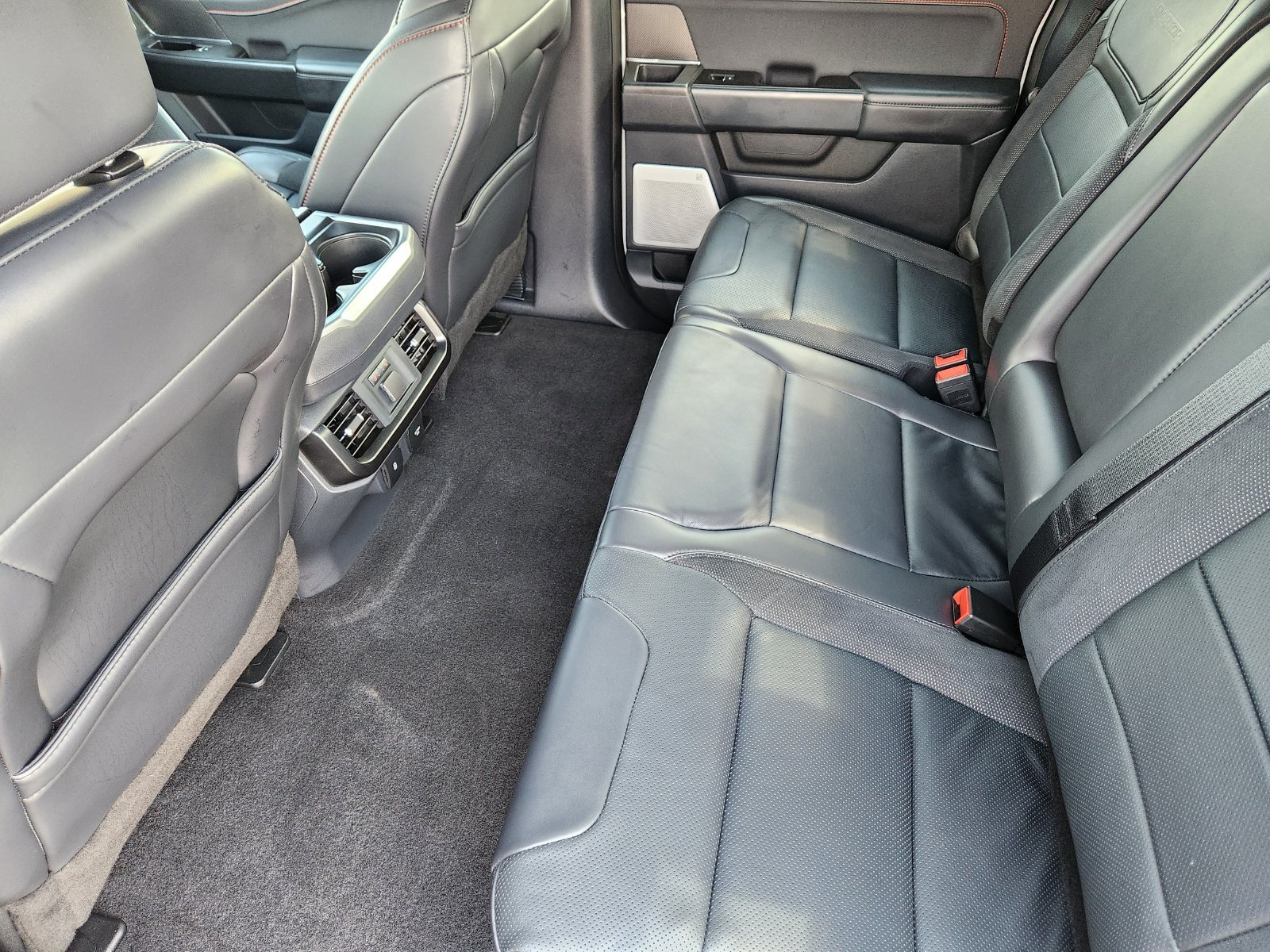 Used 2025 Ford F150 Raptor AWD/4WD image 42