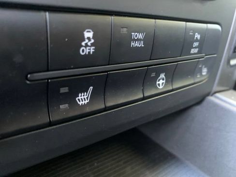Used 2023 RAM 1500 Warlock AWD/4WD image 17