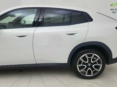 Used 2026 BMW X2 xDrive28i AWD/4WD image 4