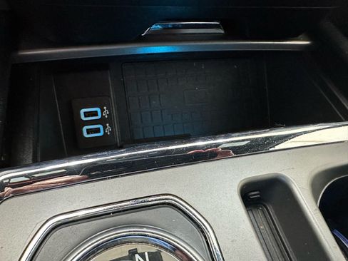 Certified 2019 Ford Expedition XLT w/ Equipment Group 202A AWD/4WD image 42
