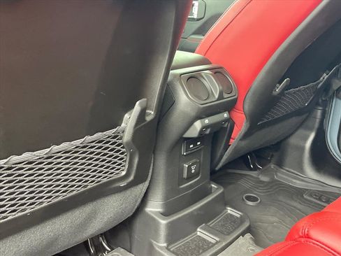 Used 2024 Jeep Wrangler Unlimited Rubicon 392 image 23