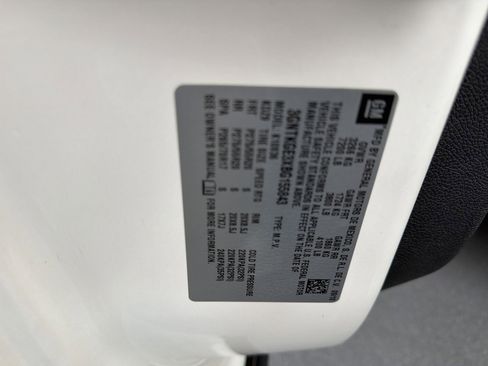 Used 2011 Chevrolet Avalanche LTZ image 32