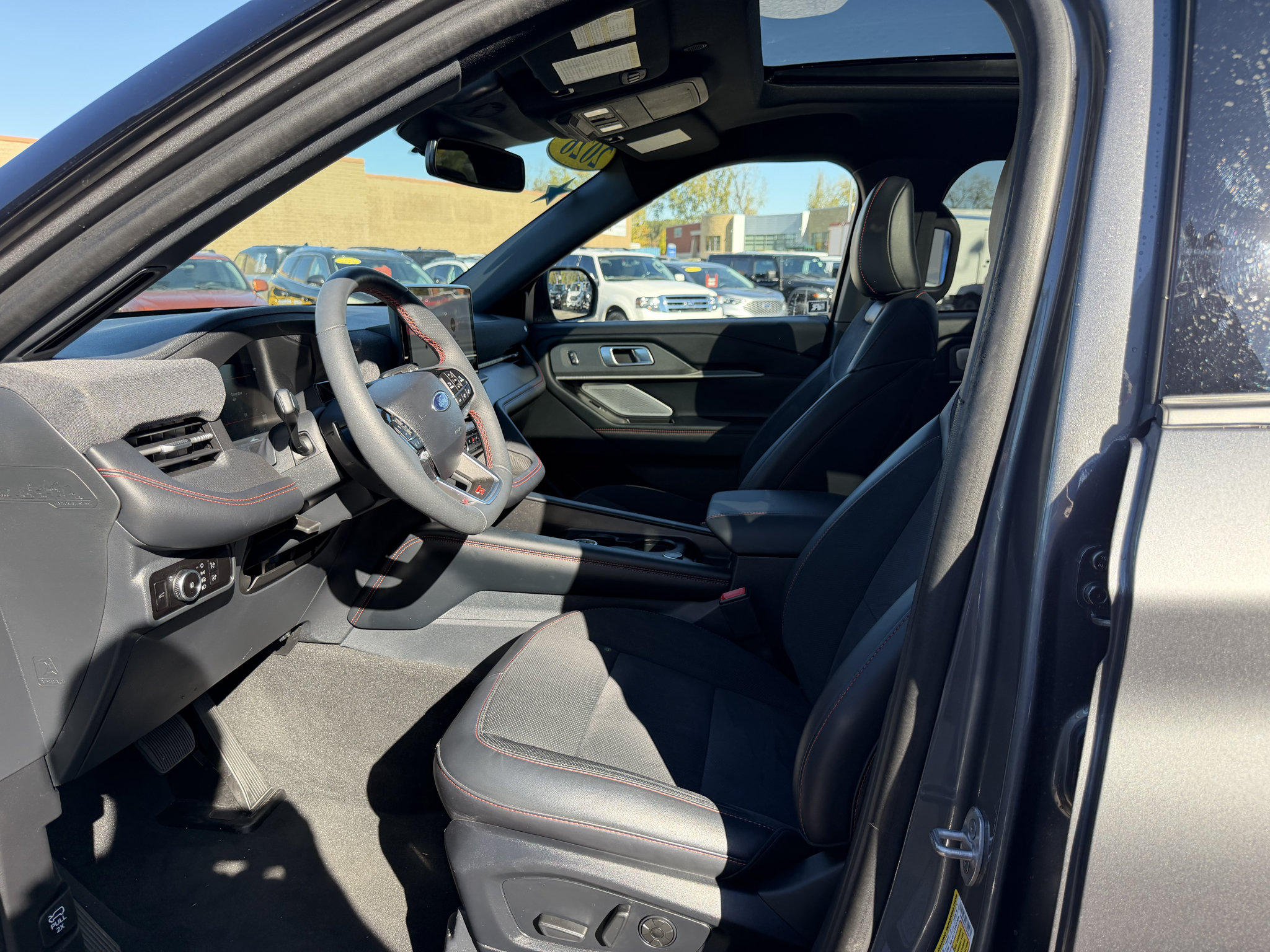Used 2026 Ford Explorer ST w/ Sun And Sound Package AWD/4WD image 7