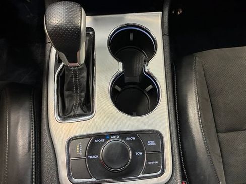 Used 2020 Jeep Grand Cherokee SRT AWD/4WD image 24