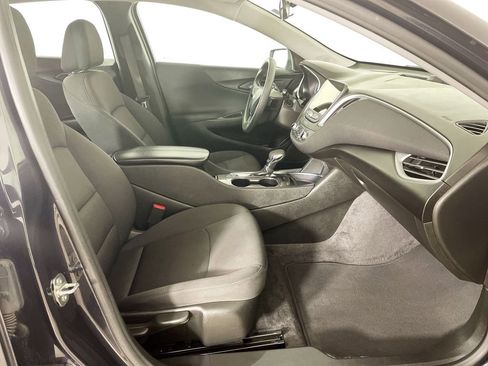 Used 2023 Chevrolet Malibu LT image 29