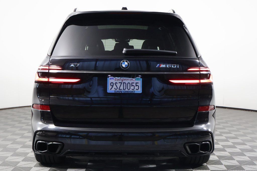 Certified 2025 BMW X7 M60i w/ M Sport Professional Package AWD/4WD image 5