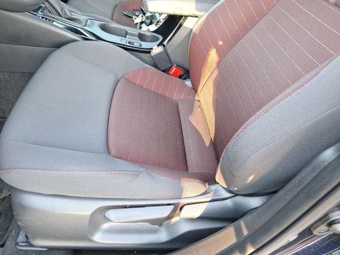 Used 2023 Toyota Corolla SE image 16