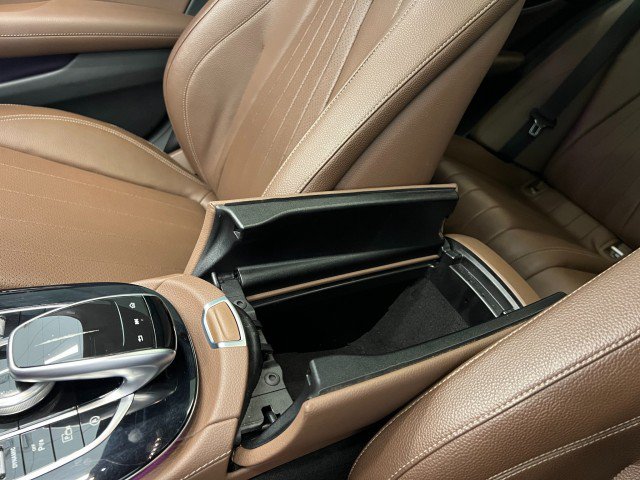 Used 2017 Mercedes-Benz E 300 4MATIC image 24