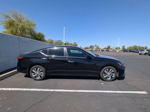 Used 2022 Nissan Altima 2.5 S w/ Driver Assist Package image 5