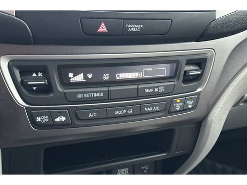 Used 2019 Honda Pilot LX image 21