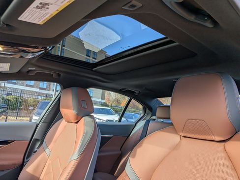 New 2026 BMW 530i xDrive w/ M Sport Package image 17