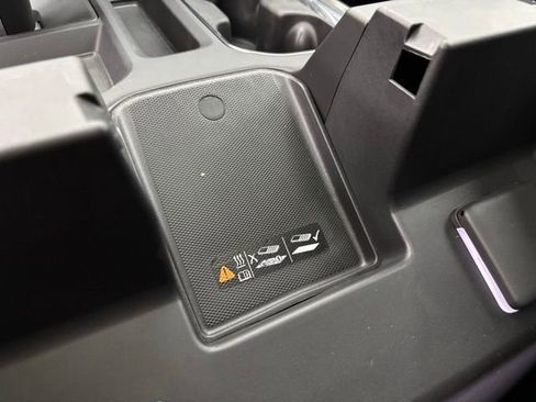 New 2026 GMC Sierra 1500 SLT w/ SLT Premium Package image 32