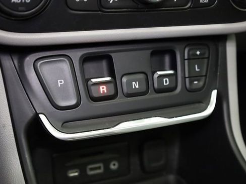 Used 2019 GMC Terrain SLT w/ Preferred Package image 24