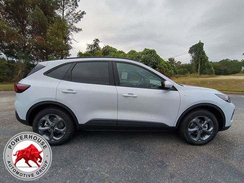 New 2026 Ford Escape ST-Line Select image 3