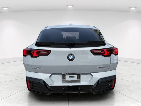 New 2026 BMW X2 xDrive28i w/ Technology Package AWD/4WD image 5