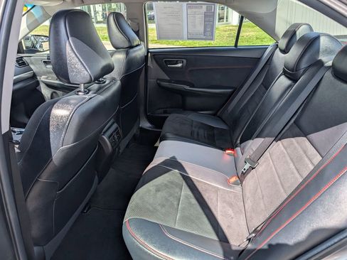 Used 2016 Toyota Camry XSE w/ Moonroof Package image 19