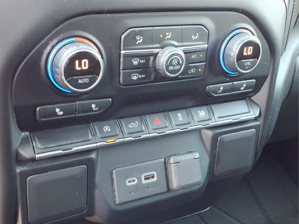 Used 2020 Chevrolet Silverado 1500 LT w/ All-Star Edition AWD/4WD image 12