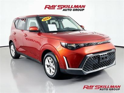 Used 2024 Kia Soul LX w/ Option Group 015