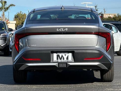 New 2025 Kia K4 EX image 5