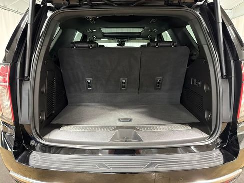 Certified 2023 Chevrolet Tahoe High Country AWD/4WD image 8