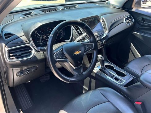 Used 2018 Chevrolet Equinox Premier AWD/4WD image 18